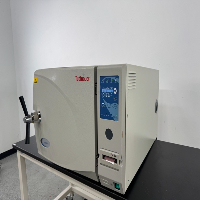 Tuttnauer 3870EA Autoclave Steam Sterilizer image 1